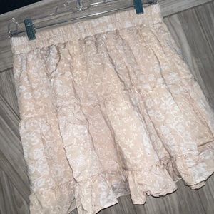 Flowy mini skirt